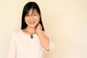 冥賀都子(みょうがさとこ)先生