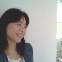 玖楽々(くらら)先生