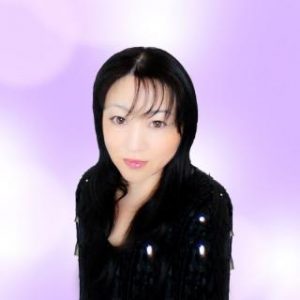 笑瑠(えみる)先生