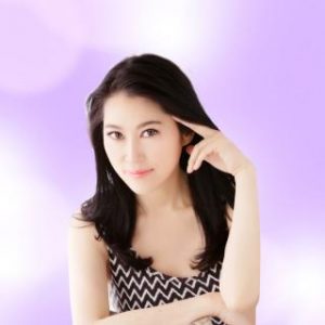 魅理亜(みりあ)先生