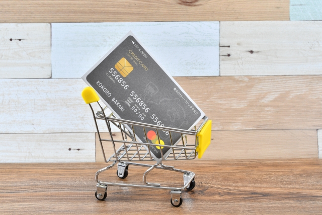 電話占いミスティーラインは当たる?当たらない?占い師の口コミ評判や鑑定料金を紹介