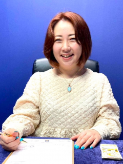 占いの館 千里眼 国際通り店 虹羽妃(こうひ)先生