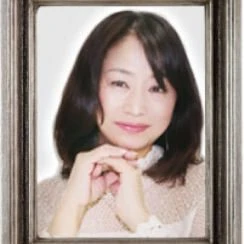 ヒーリングサロンDOLPHIN 石樹奏織先生