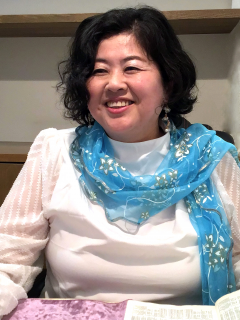 アデライード先生